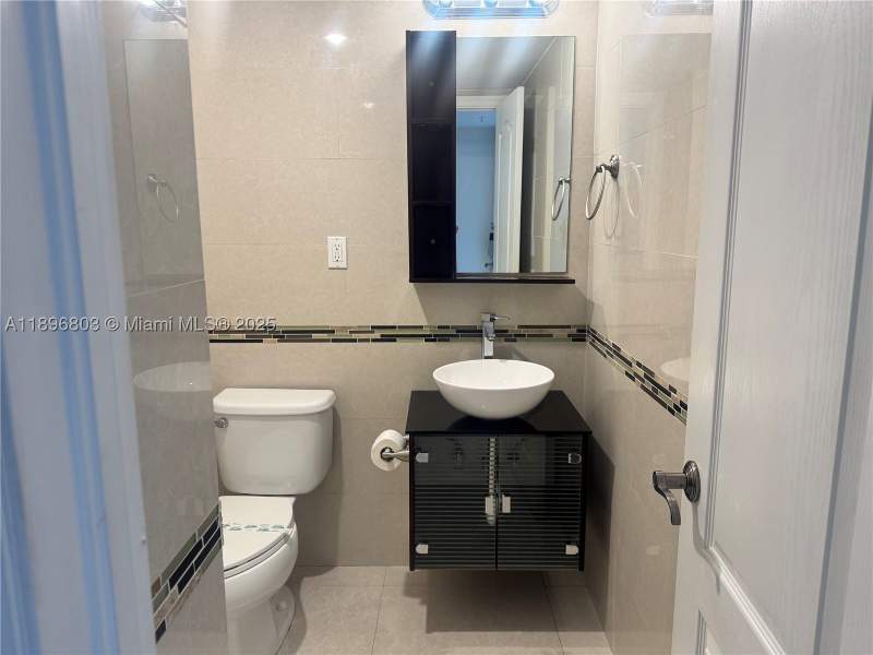 1 bedroom Condominium at 19370 Collins Ave 1520, Ocean Reserve Condo, Sunny Isles Beach — photo 4
