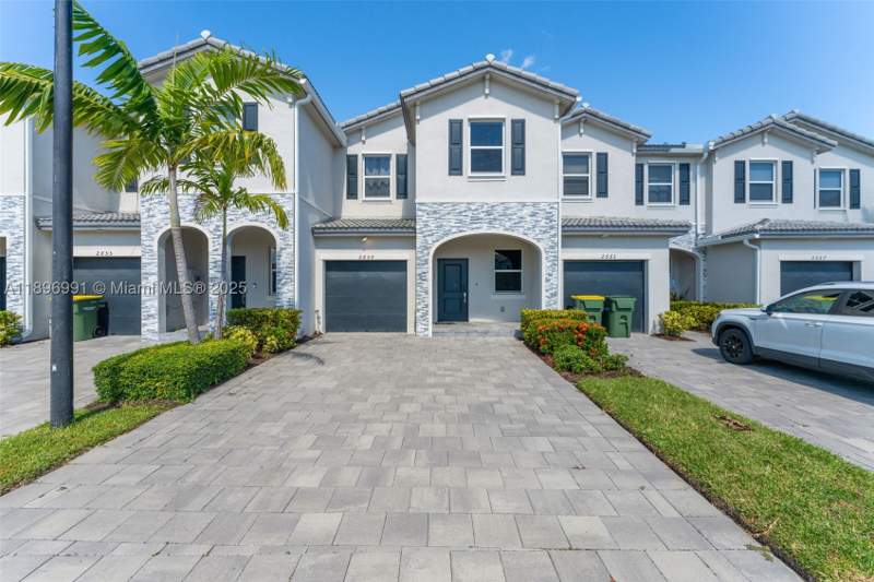 3 bedroom Townhouse at 2659 SE 11th St, Keys Gate Residential, Homestead — photo 2