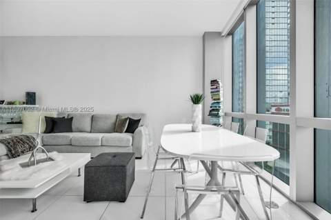 851 NE 1st Ave 806, Miami FL - photo 12 of 51