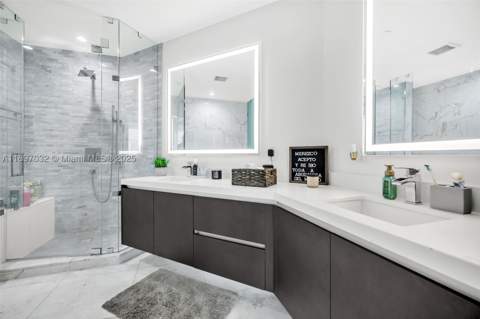 851 NE 1st Ave 806, Miami FL - photo 17 of 51