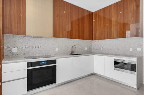 2655 S Bayshore 1506, Coconut Grove FL - photo 12 of 51