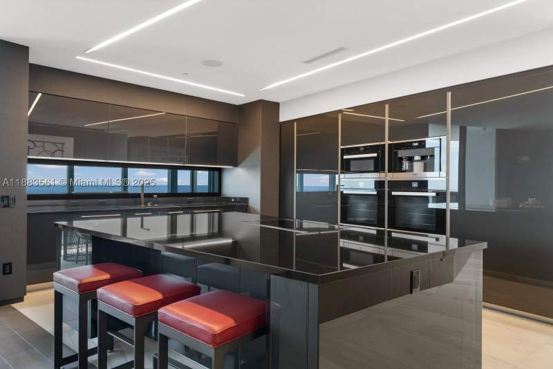 4 bedroom Condominium at 18555 Collins Ave Ph-1, 18555 Collins Avenue Cond, Sunny Isles Beach — photo 5