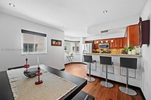 261 Navarre Ave A-3, Coral Gables FL - photo 6 of 34