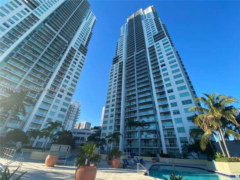 2 bedroom Condominium at 244 Biscayne Blvd 3708, Vizcayne North Condo, Miami — photo 1