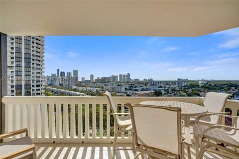 1000 E Island Blvd 1403, Aventura FL - photo 11 of 99