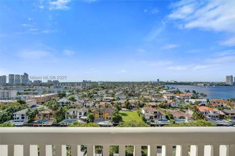 1000 E Island Blvd 1403, Aventura FL - photo 12 of 99