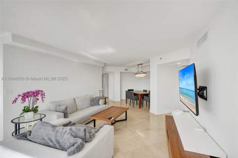 1000 E Island Blvd 1403, Aventura FL - photo 6 of 99