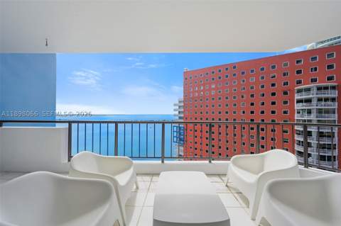 1581 Brickell Ave 2005, Miami FL - photo 13 of 38