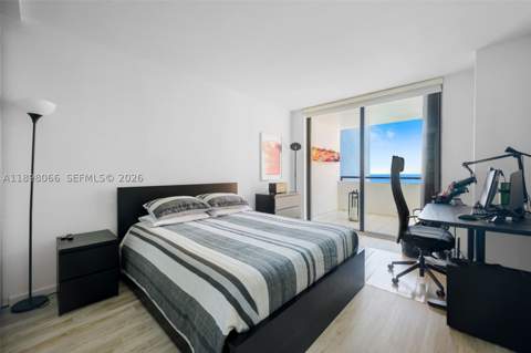 1581 Brickell Ave 2005, Miami FL - photo 23 of 38
