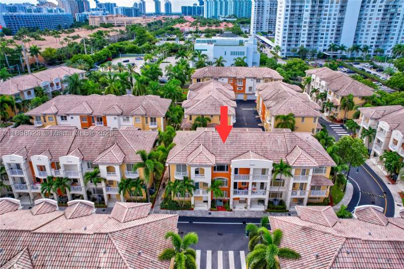 2 bedroom Townhouse at 18409 NE 27th Ct 156, Merco At Aventura, Aventura — photo 3