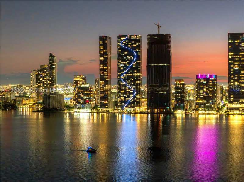 2 bedroom Condominium at 700 NE 24th St 4002, Aria Reserve, Miami — photo 1