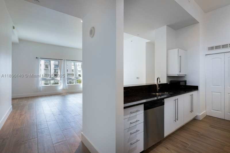 2 bedroom Condominium at 7350 SW 89th St 514S, Toscano Condo, Miami — photo 1