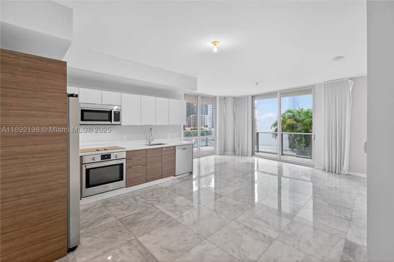 3 bedroom Condominium at 1010 SW 2nd Ave 603, Brickell Ten Condo, Miami — photo 1