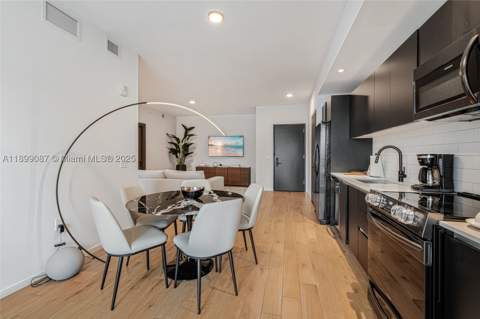 398 NE 5th St 3017, Miami FL - photo 11 of 34