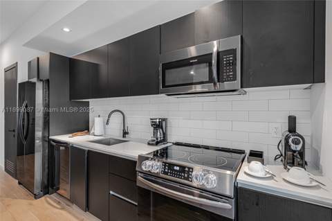 398 NE 5th St 3017, Miami FL - photo 12 of 34