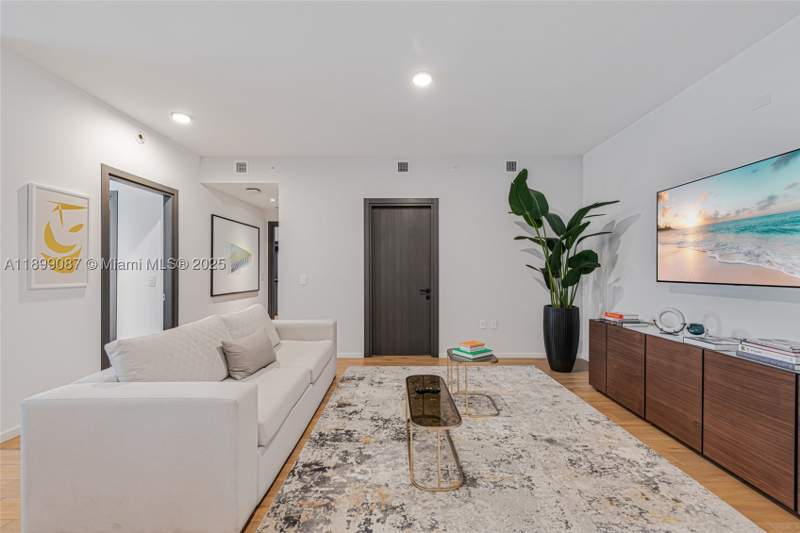 2 bedroom Condominium at 398 NE 5th St 3017, The Elser Residences, Miami — photo 5