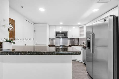 2333 Brickell Ave Ph208, Miami FL - photo 10 of 41
