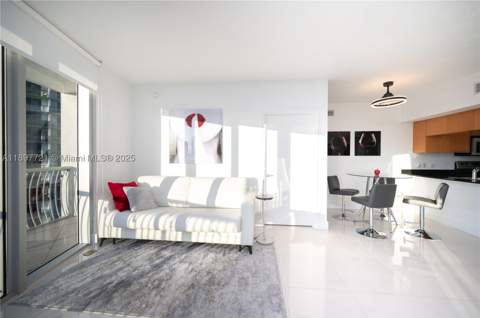 1750 N Bayshore Dr 2615, Miami FL - photo 13 of 23