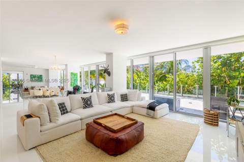 1 Collins Ave 207, Miami Beach FL - photo 12 of 44
