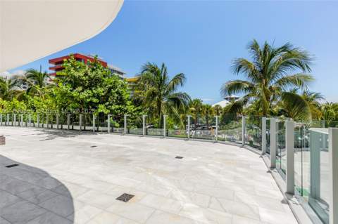 1 Collins Ave 207, Miami Beach FL - photo 24 of 44