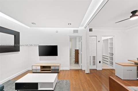 1515 West Ave 9, Miami Beach FL - photo 13 of 34