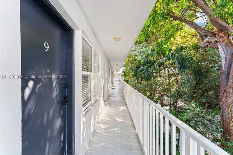 1 bedroom Condominium at 1515 West Ave 9, Westgate, Miami Beach — photo 4