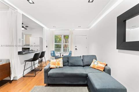 1515 West Ave 9, Miami Beach FL - photo 8 of 34