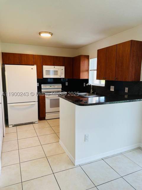 1261 SE 31st Ct 101-53, Homestead FL - photo 15 of 30