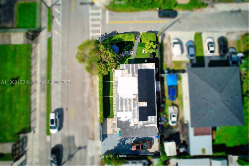 3 bedroom SingleFamilyResidence at 8401 NW 24th Pl, Bertha Park, Miami — photo 1