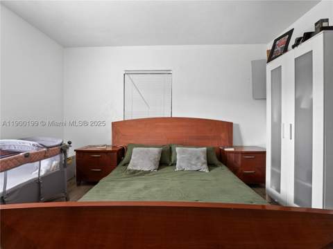 8401 NW 24th Pl, Miami FL - photo 24 of 33