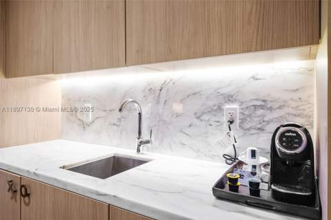 801 S Miami Ave 402, Miami FL - photo 11 of 53