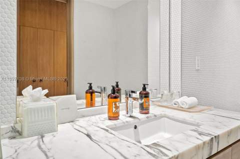 801 S Miami Ave 402, Miami FL - photo 15 of 53