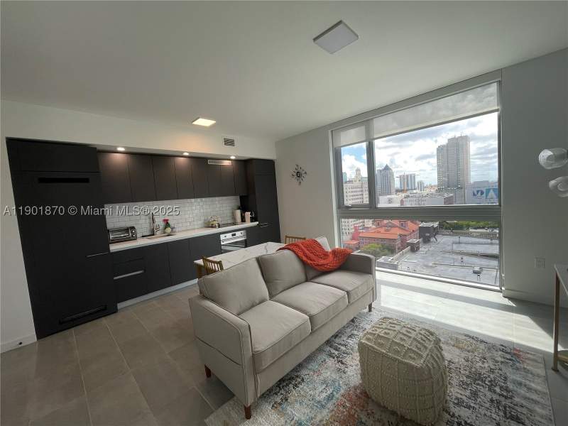 2 bedroom Condominium at 227 NE 2nd St 1606, Yotel Pad Miami, Miami — photo 3