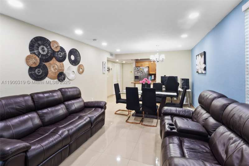 2 bedroom Condominium at 5665 W 20th Ave 212, Westland Gardens Condo, Hialeah — photo 1