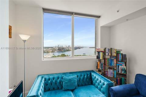 253 NE 2nd St 2003, Miami FL - photo 18 of 43
