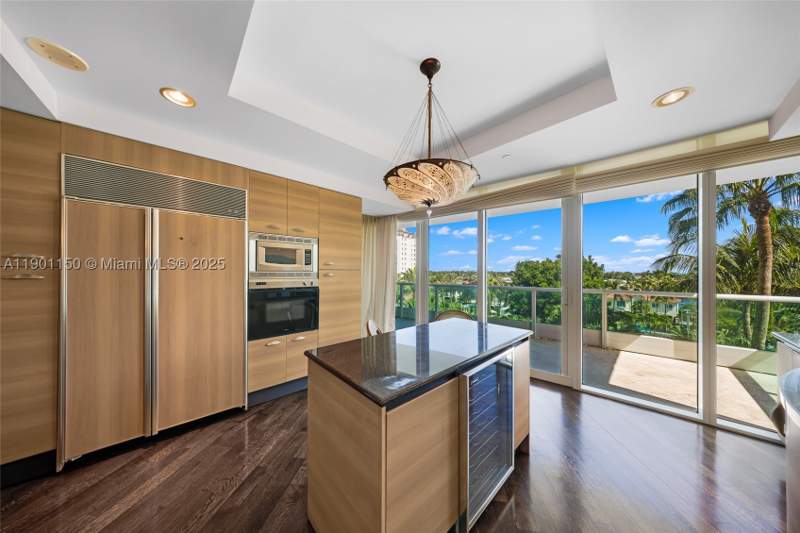 2 bedroom Condominium at 19955 NE 38th Ct 705, Towers Of Porto Vita-Sout, Aventura — photo 5