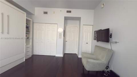 3001 NE 185th St 532, Aventura FL - photo 11 of 13