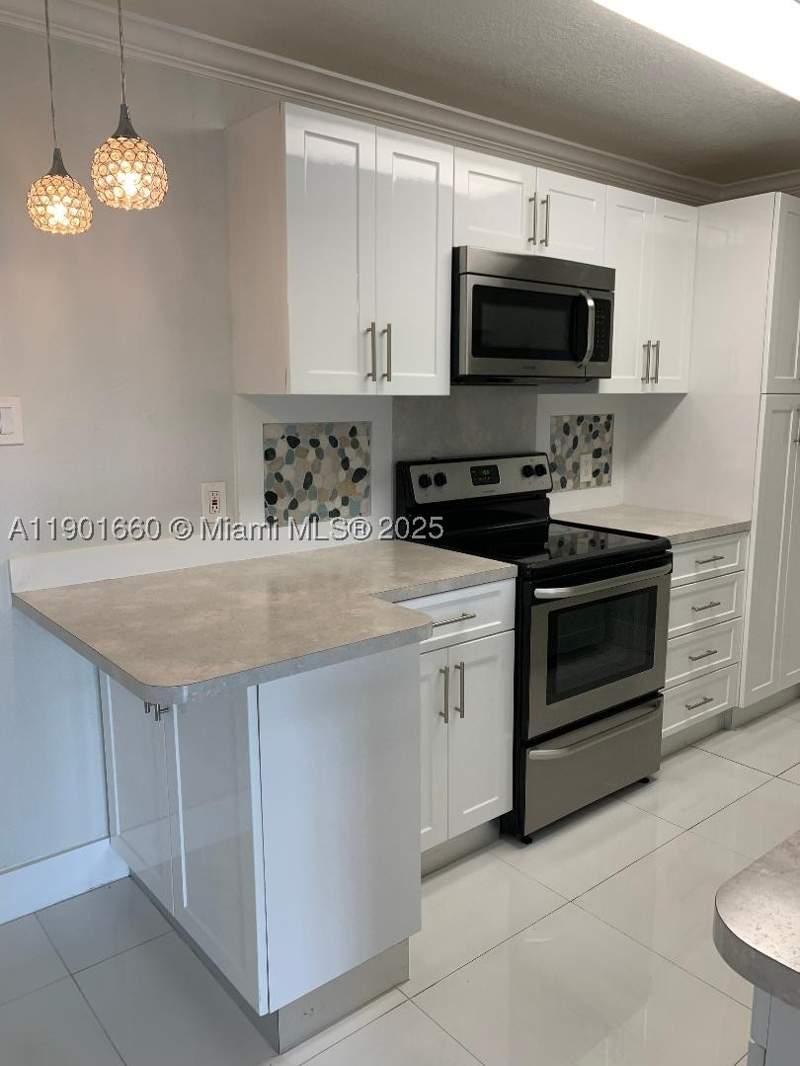 1 bedroom Condominium at 10370 SW 150th Ct 9202, Coral Club Garden Villas, Miami — photo 3