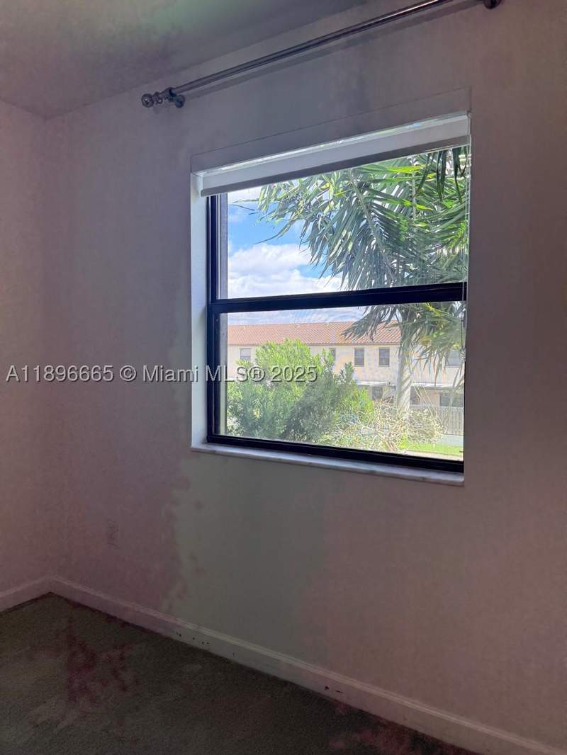 4 bedroom Condominium at 12715 SW 230th Ter, D & B Subdivision, Miami — photo 3