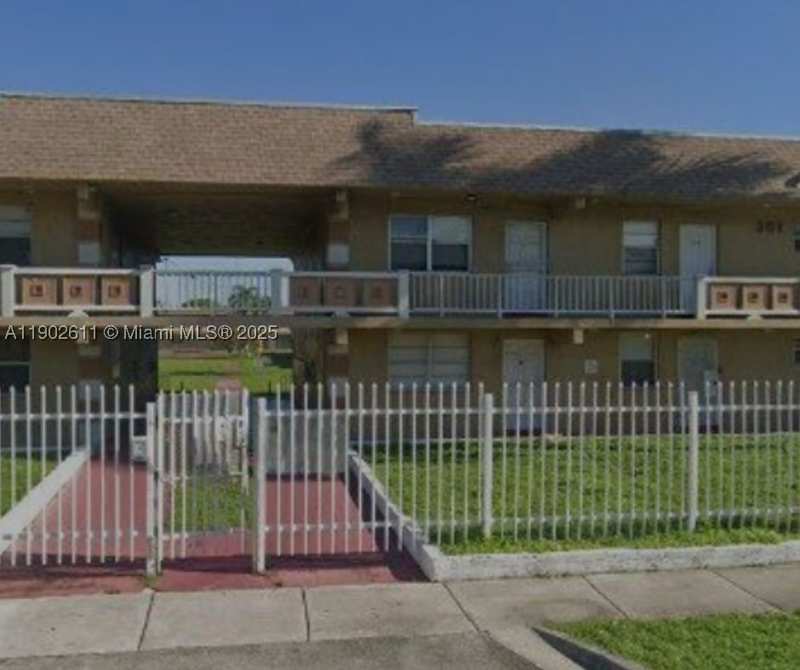 2 bedroom Condominium at 301 NW 177th St 136, New World Condo Apts II, Miami Gardens — photo 1