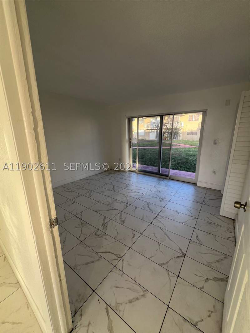2 bedroom Condominium at 301 NW 177th St 136, New World Condo Apts II, Miami Gardens — photo 3