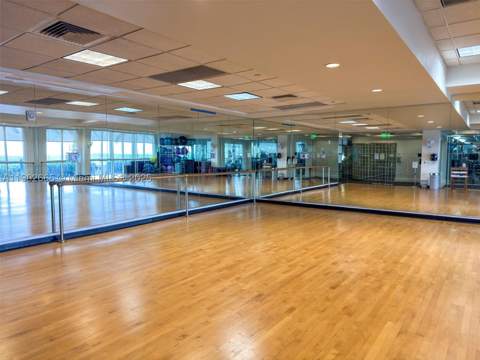 16500 Collins Av 2055, Sunny Isles Beach FL - photo 15 of 57