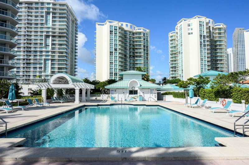2 bedroom Condominium at 16500 Collins Av 2055, Oceania, Sunny Isles Beach — photo 5