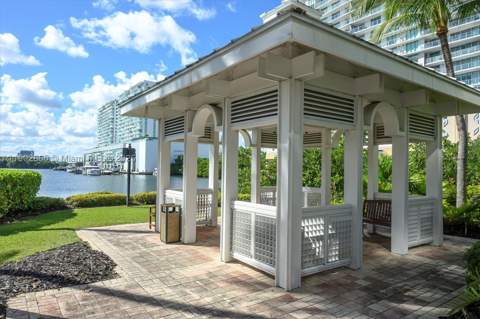 16500 Collins Av 2055, Sunny Isles Beach FL - photo 6 of 57