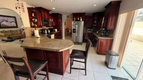 14713 SW 155th Pl, Miami FL - photo 7 of 17