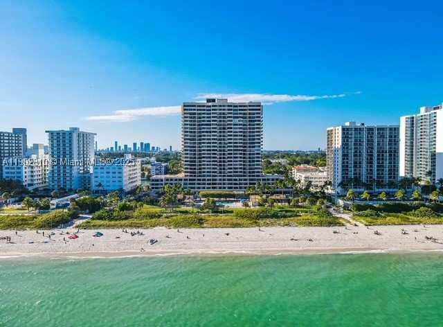 1 bedroom Condominium at 2555 Collins Ave 2200, Club Atlantis Condo, Miami Beach — photo 1