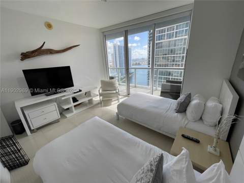 485 Brickell Ave 2602, Miami FL - photo 13 of 19