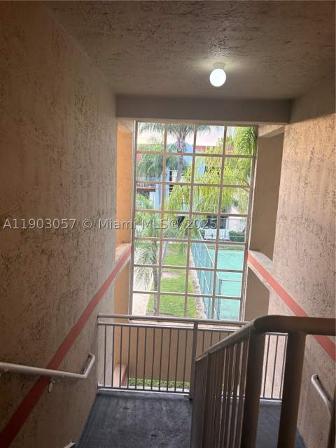 18850 NW 57th Ave 306, Hialeah FL - photo 13 of 19