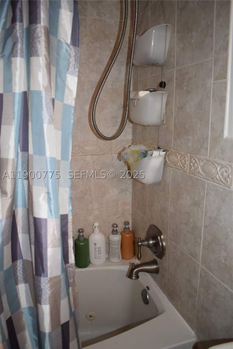 16570 NE 26th Ave 3C, North Miami Beach FL - photo 17 of 28