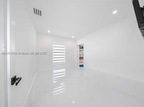 16125 NW 28th Pl, Miami Gardens FL - photo 21 of 25